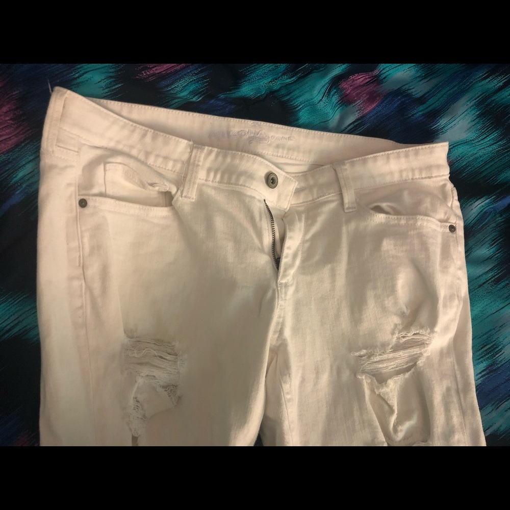 Ripped White Capris